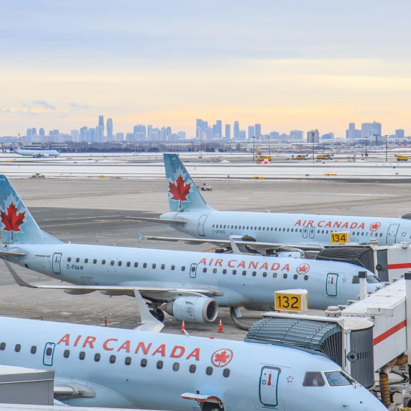 grounded air canada planes in toronto