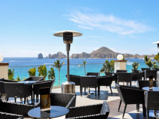 restaurant with gorgeous views of los cabos