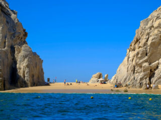 Los Cabos Hotels Expected To Be Packed Over The Next Month
