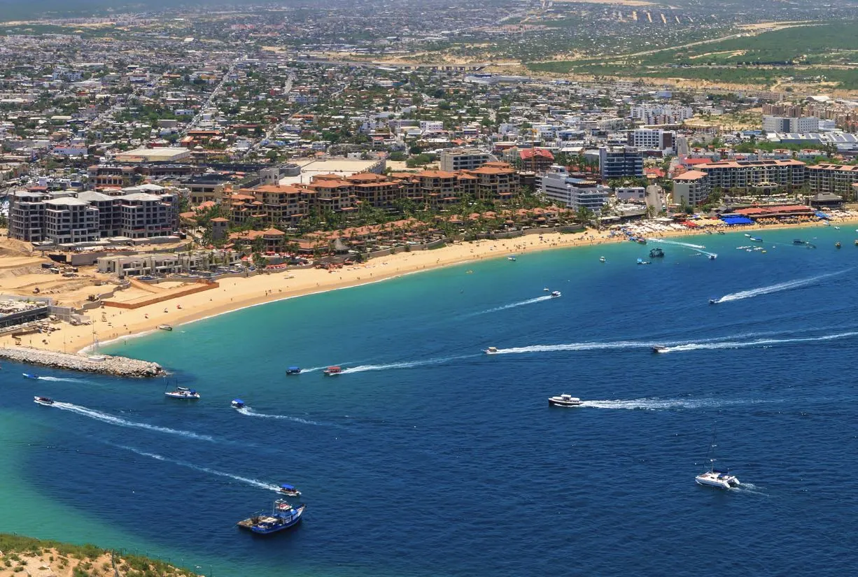 Los Cabos Breaks All-Time Visitor Records For The First 5 Months of 2025