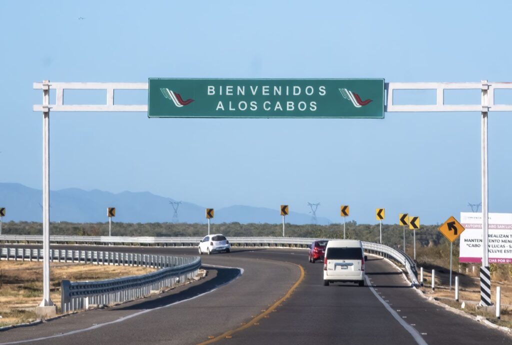 The Best Way to Get From Cabo San Lucas to San José del Cabo (Without Getting Ripped Off)