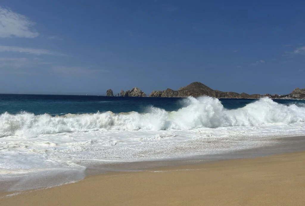 US Embassy Issues Weather Alert For Los Cabos Due To Hurricane Flossie