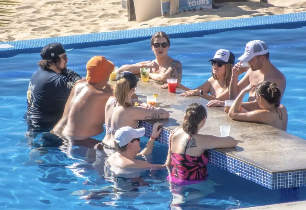 Is The Ice Safe In Cabo Insiders Guide To Your Drinks In Resorts & Restaurants