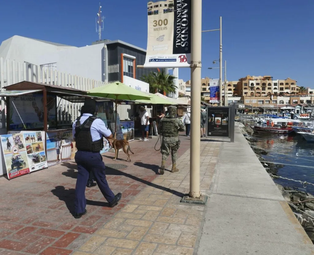Police in Marina Cabo San Lucas