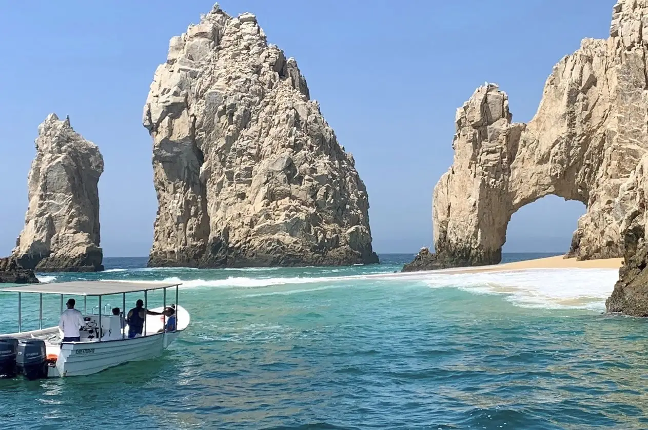 Beach Appears For The First Time In Years Under Famous Los Cabo Arch