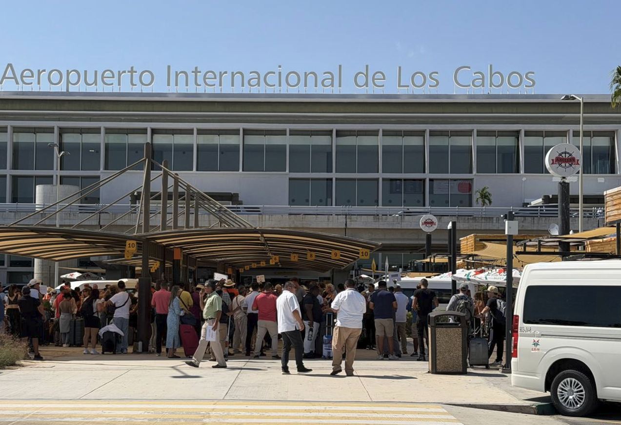 What To Expect For Airport Immigration Wait Times In Los Cabos Our On The Ground Report