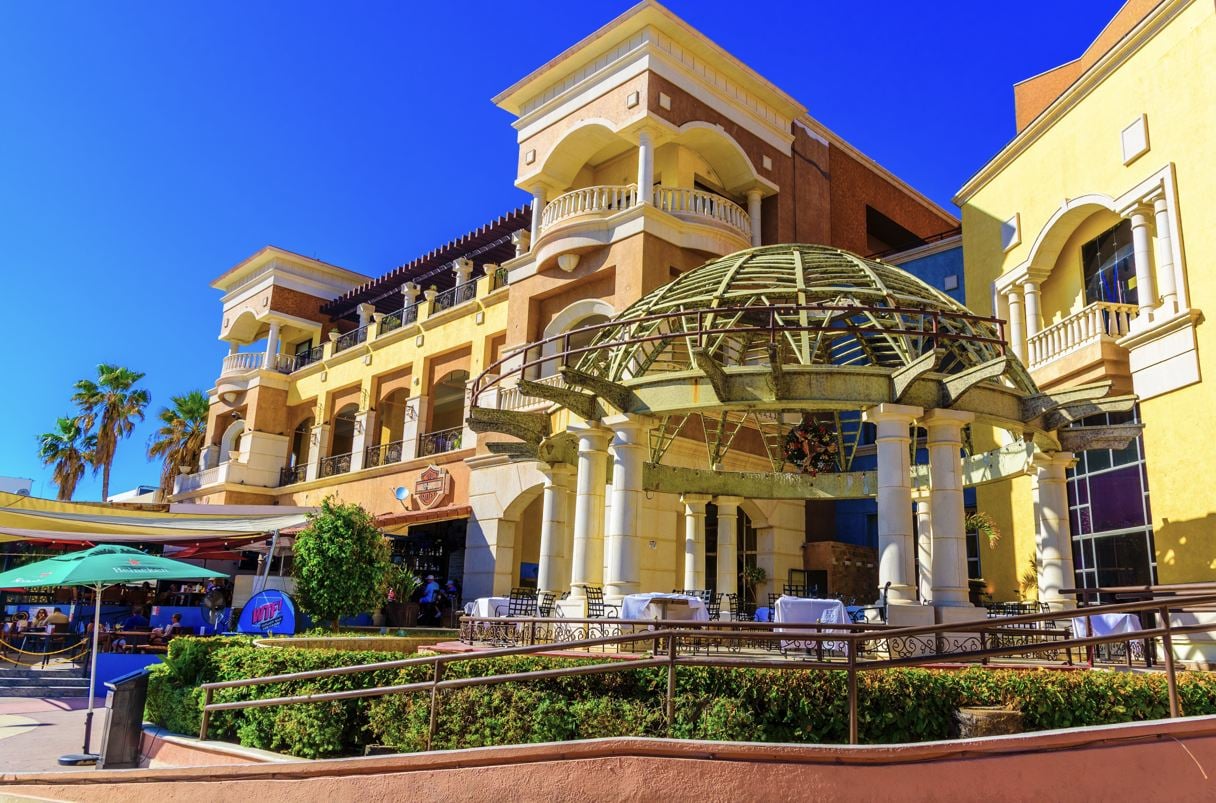These Are The Best Shopping Malls In Los Cabos: Where To Find The Deals ...