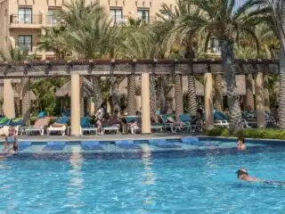 3 Los Cabos All-Inclusive Hotels Under $350 Per Night This Spring Break