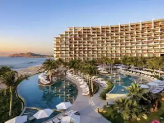 These Are The Top 3 ULTRA Luxury All-Inclusive Resorts In Los Cabos For 2026