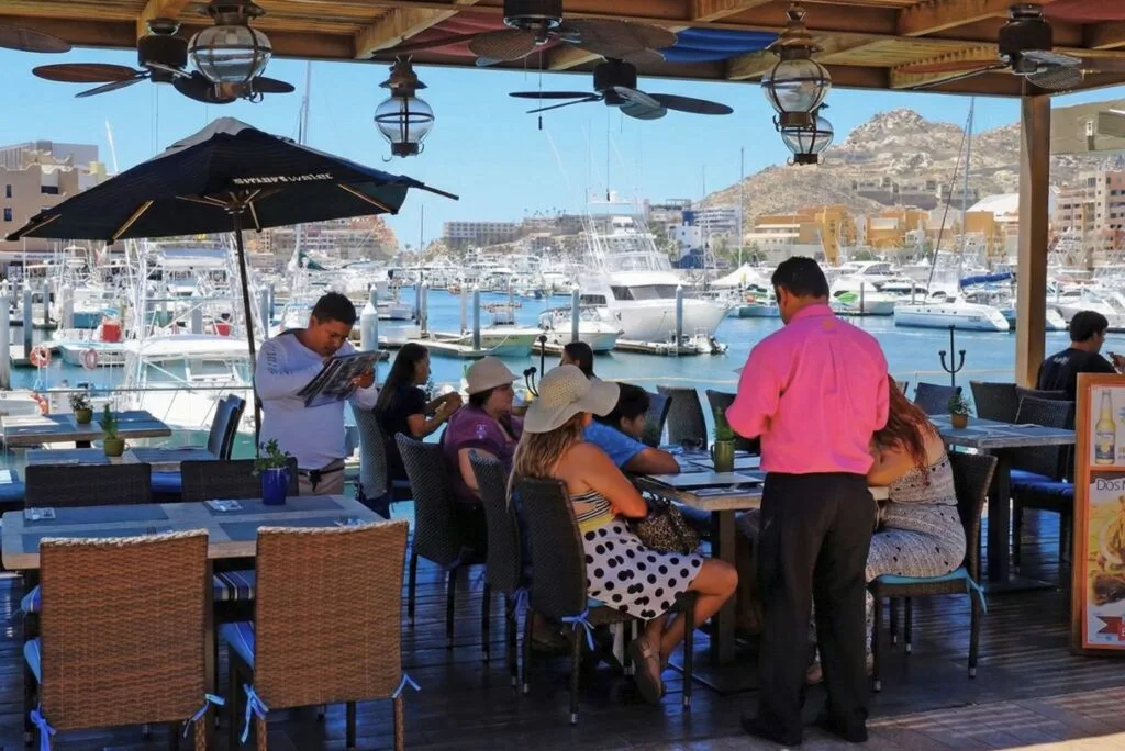 Stop Tipping In USD Why Cabo Travelers Are Switching To Pesos In 2026