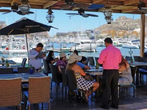 Stop Tipping In USD Why Cabo Travelers Are Switching To Pesos In 2026
