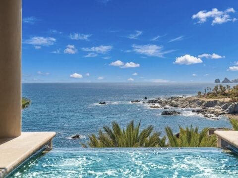 3 Los Cabos Resorts That Have Rooms With Private Hot Tubs For 2026