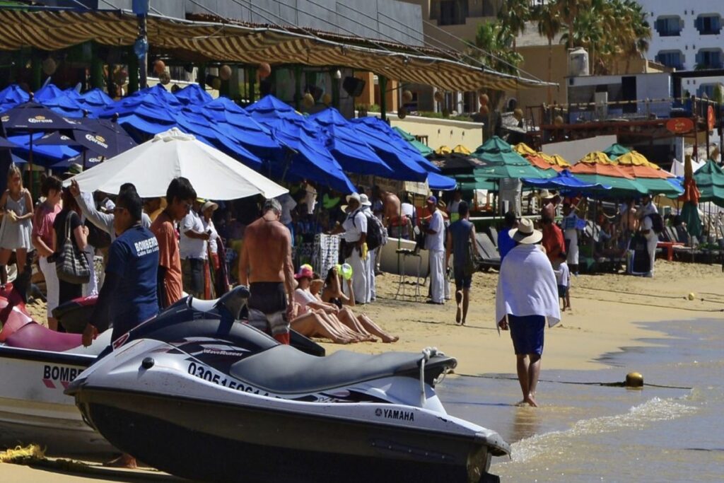 5 Things Travelers Need To Know When Renting Jet Skis In Los Cabos