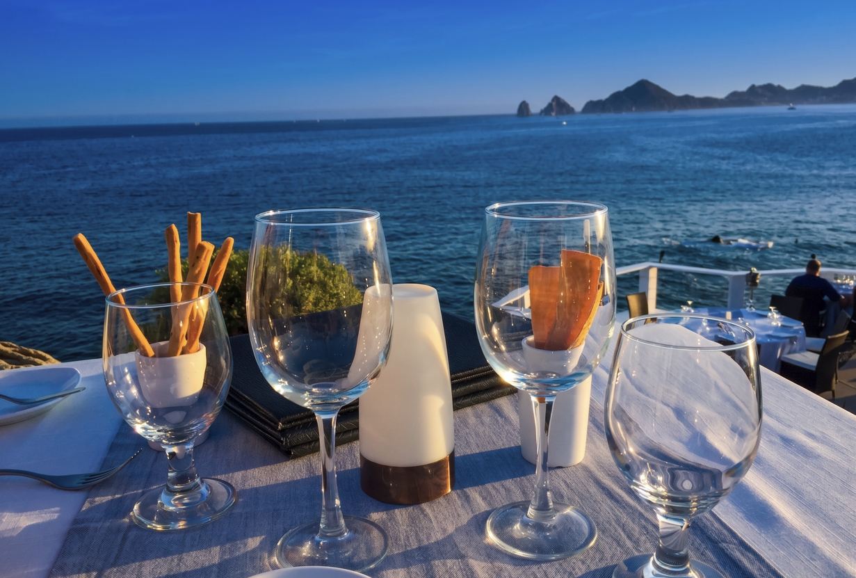These Are The Top 3 Mistakes Travelers Make At Los Cabos Restaurants In 2026