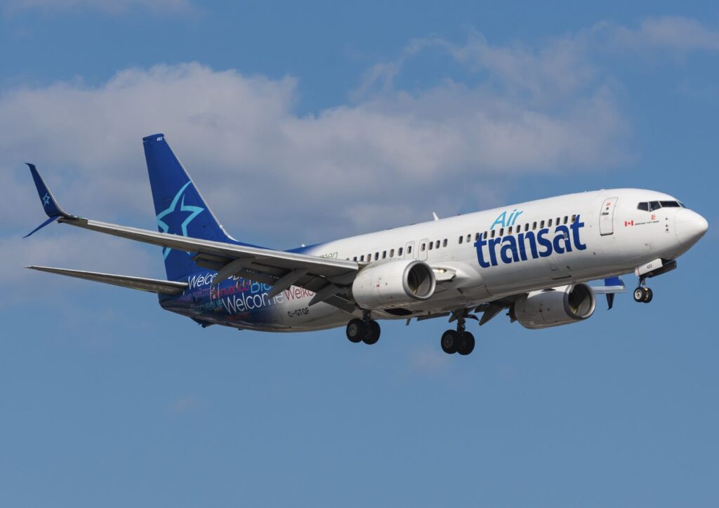 Air Transat plane