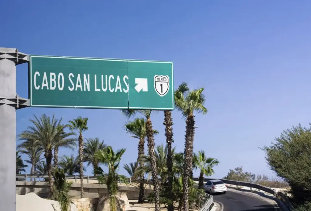 Los Cabos Tourism On Edge As Road Blocks Become More Common