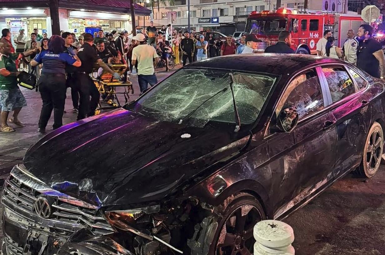 17 Injured In Cabo After Car Plows Through Crowd Celebrating World Cup Win