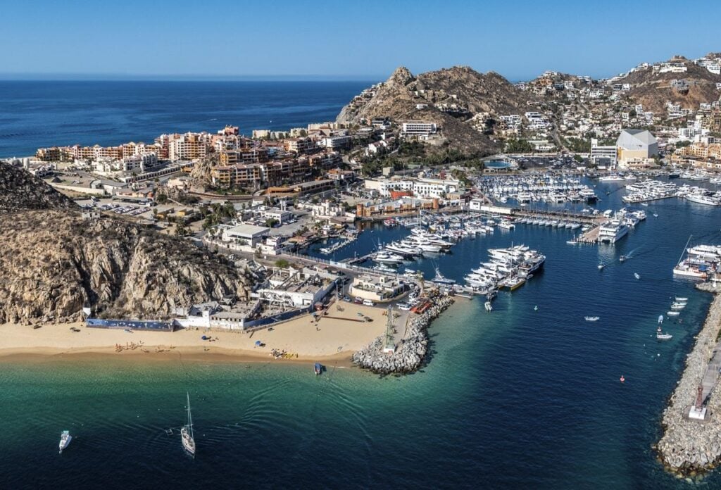 Cabo Officials Report No Major Tourist Cancelations Despite Armed Conflict Last Week