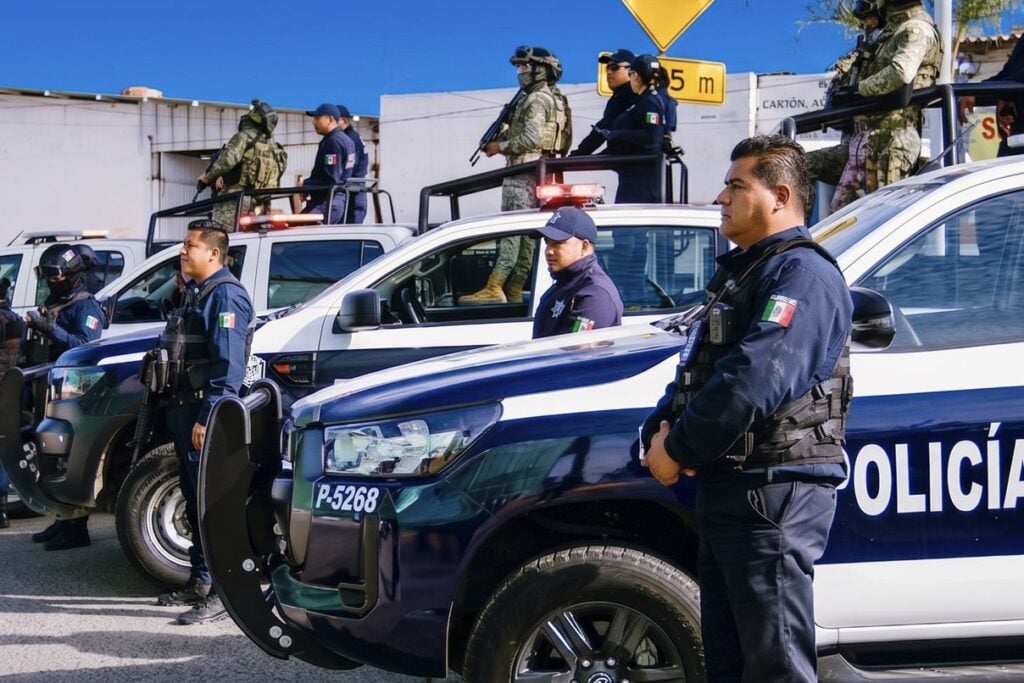Los Cabos Mayor Warns There Could Be More Clashes Here's What Travelers Actually Need To Know