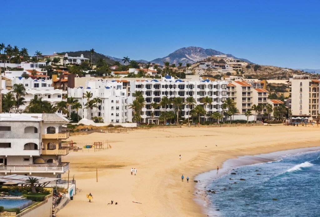 Here's Why Almost 70 Percent Of Travelers Do NOT Stay At An All-Inclusive In Cabo