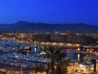 Is It Safe To Walk Around Downtown Cabo San Lucas at Night