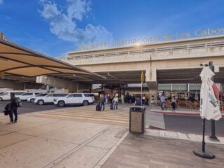 The Ultimate Survival Guide For Beating Los Cabos Airport Arrival Scams