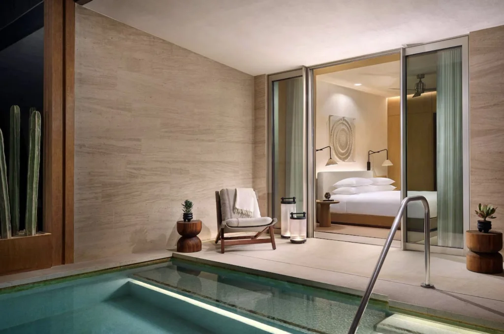 Park-Hyatt-Cabo-Del-Sol-Swimout-Suite