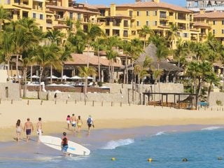 3 Things Travelers Want Changed In Los Cabos Amid Tourism Decline