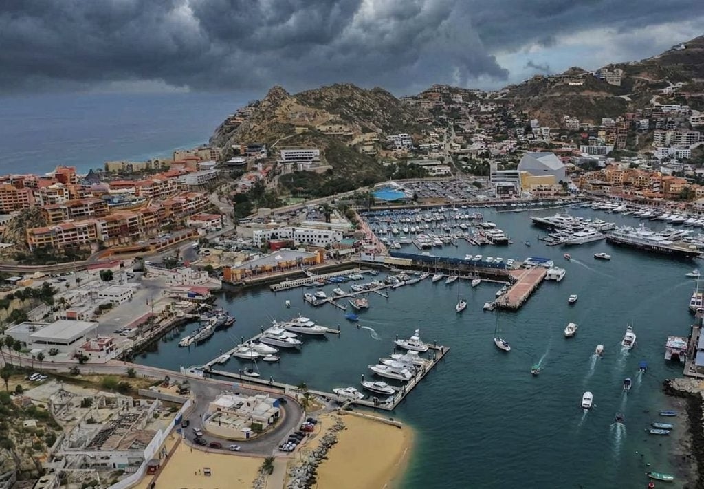 Hurricane Simon Now Heads To Los Cabos After Changing Direction