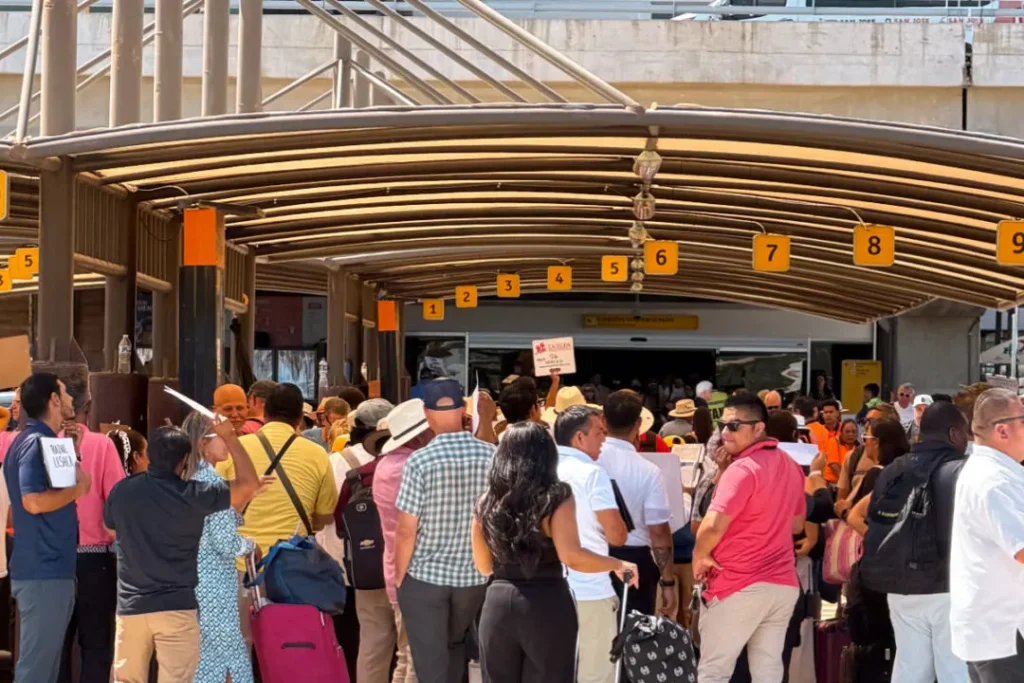 Los Cabos Arrivals transport